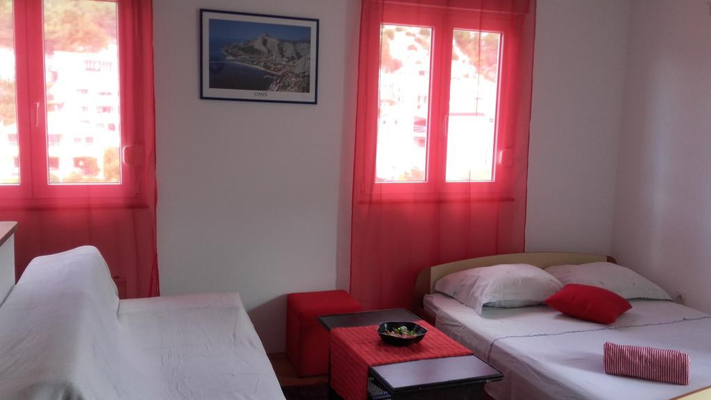 Apartment Max أوميس المظهر الخارجي الصورة